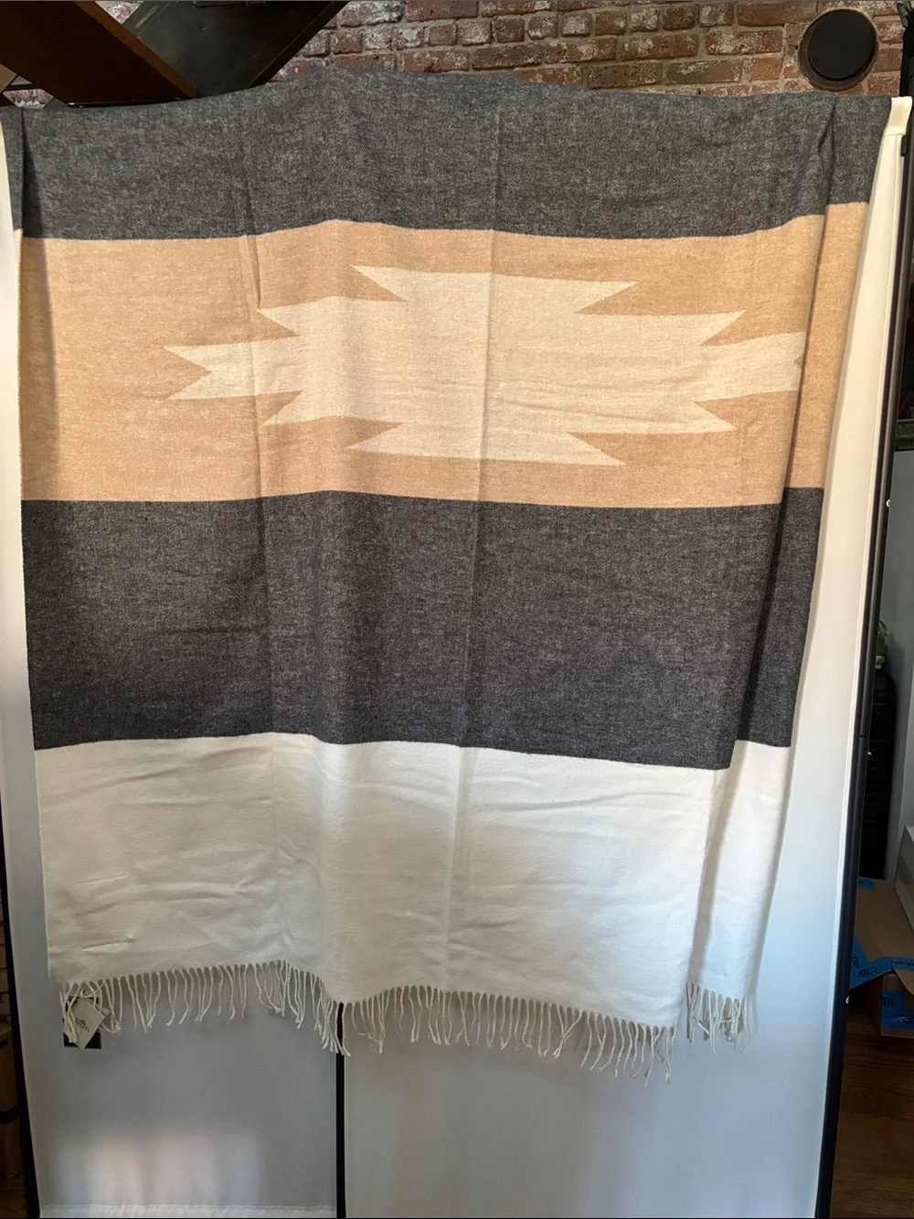Faherty brand throw NWT